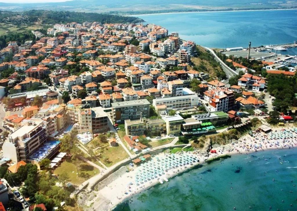Gardenia Suites Sosopol Exterior foto