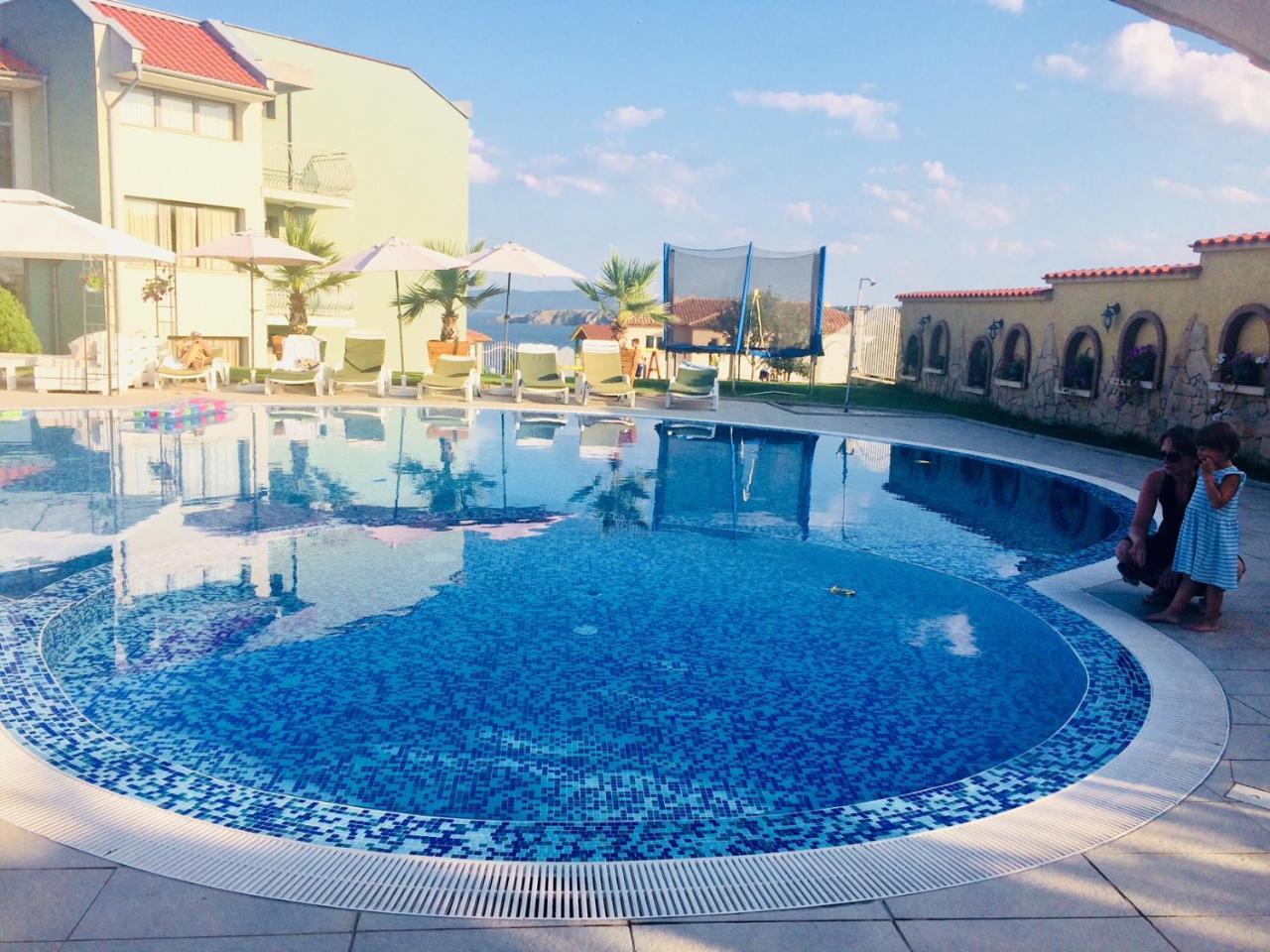 Gardenia Suites Sosopol Exterior foto